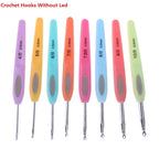 8pcs Set Crochet Hooks With Without Led Plastic Handle Knitting Needles Set 2.5 6mm Needle Sewing Kit Multicolour Sewing Tool